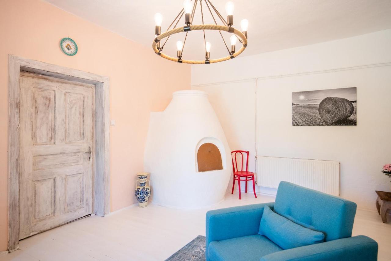 Natura Apartman Tiszafuered Buitenkant foto