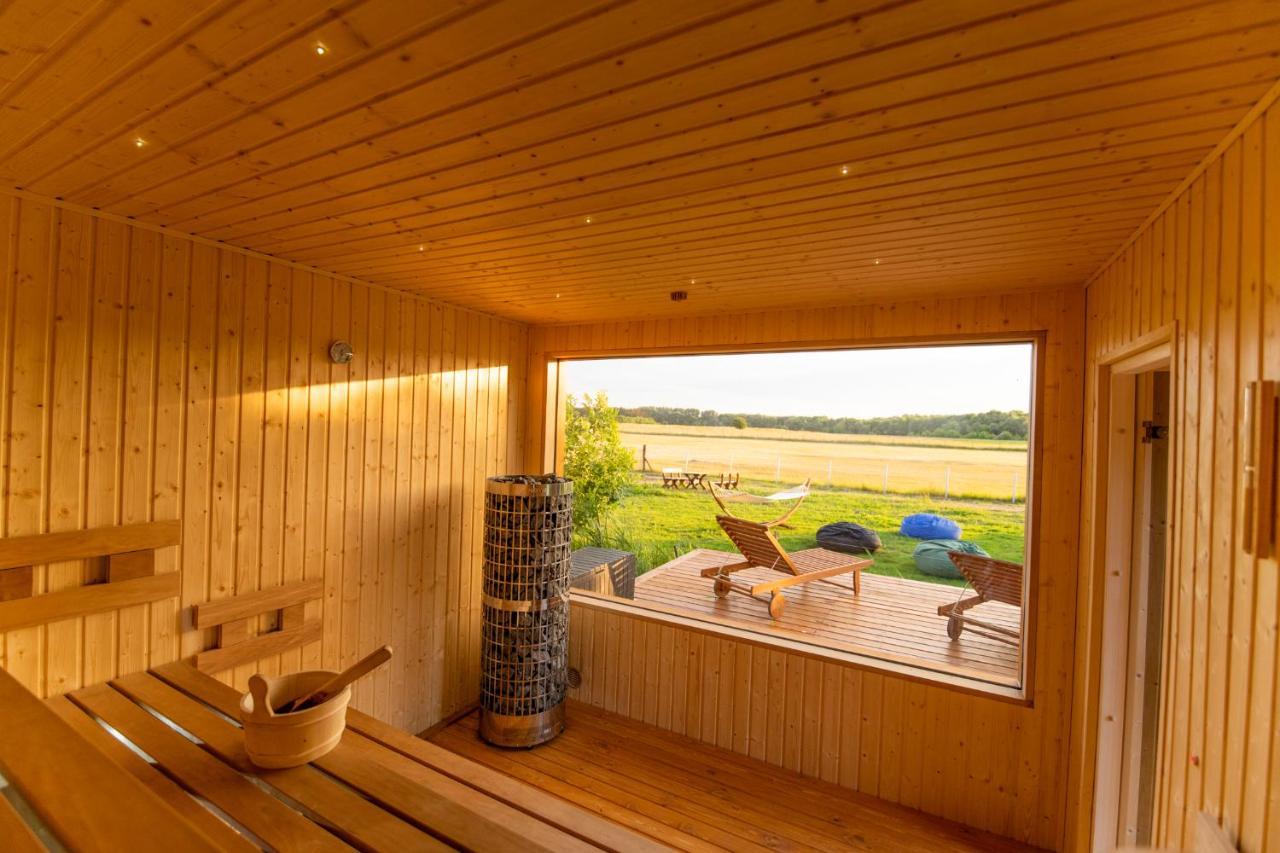 Natura Apartman Tiszafuered Buitenkant foto