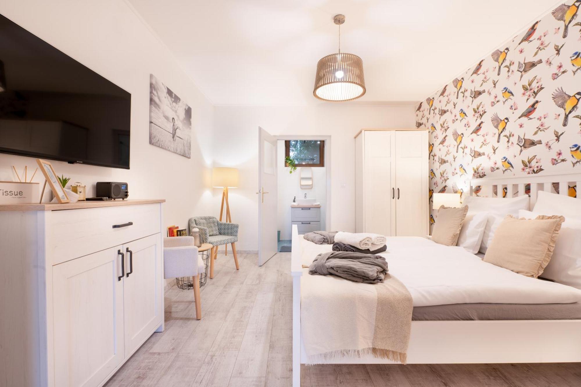 Natura Apartman Tiszafuered Kamer foto